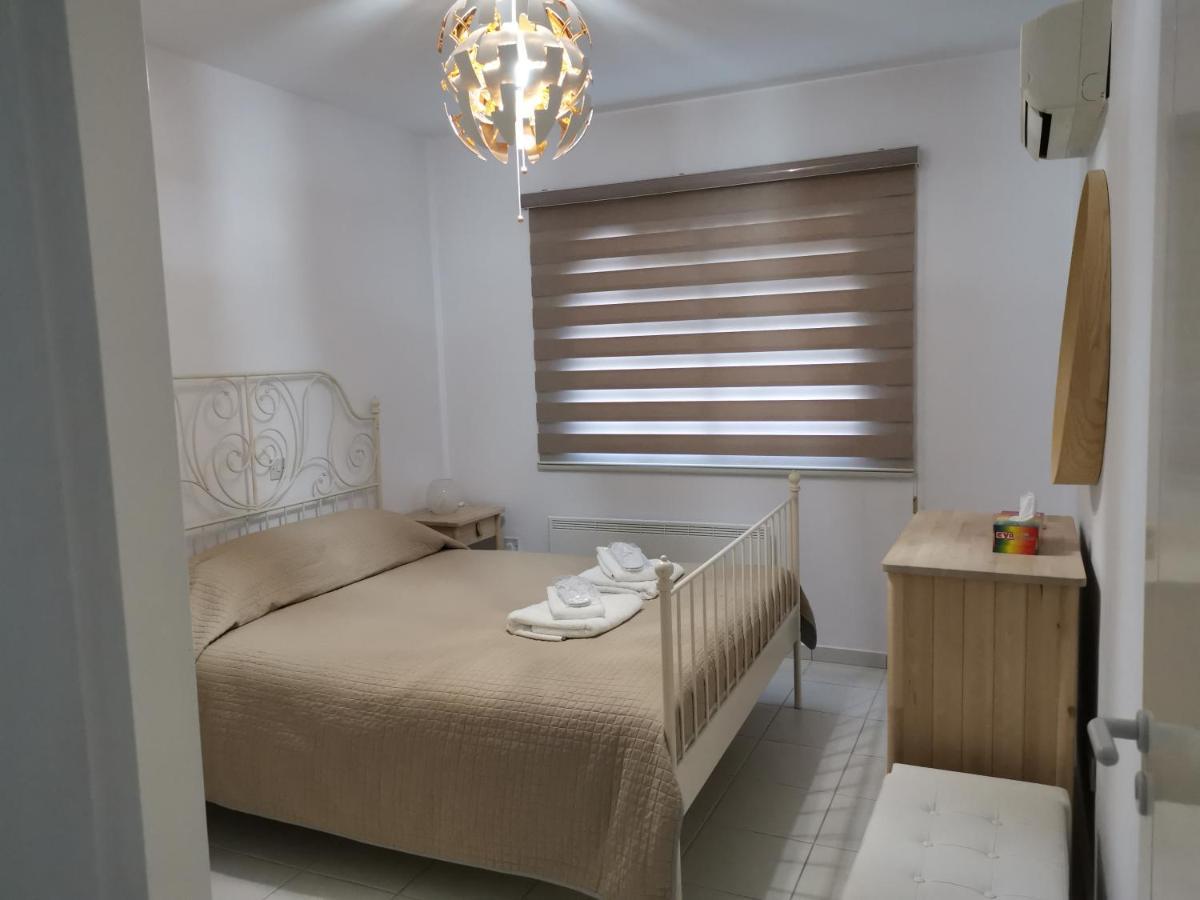 Iris Village, Near Kings Avenue Mall - By Imh Travel & Tours Pafos Exterior foto