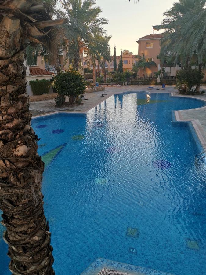 Iris Village, Near Kings Avenue Mall - By Imh Travel & Tours Pafos Exterior foto